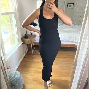 Fitted black cotton dress in small